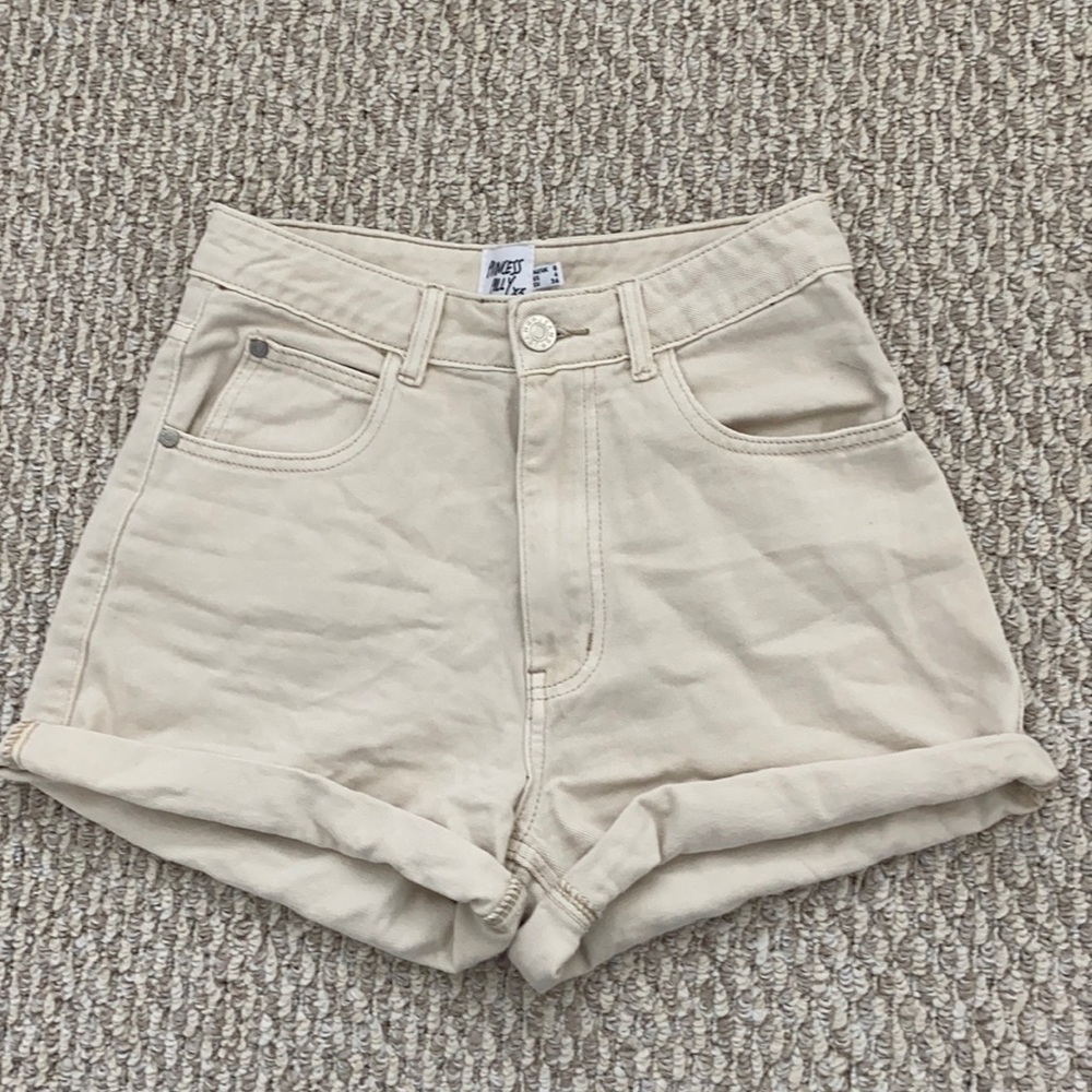 Princess Polly high-wasted shorts worn once!